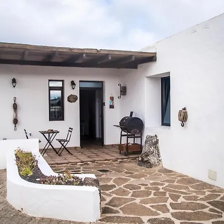 Apartment Apartamento La Bodega Guinate
